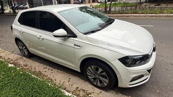 VOLKSWAGEN POLO 1.0 200 TSI COMFORTLINE AUTOMÁTICO